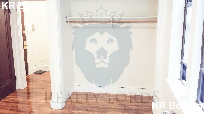 Fellsway W #14 - Photo 3 of 12