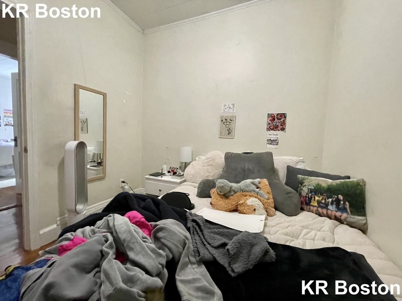 Euston St. & Euston #4 - Photo 6 of 23