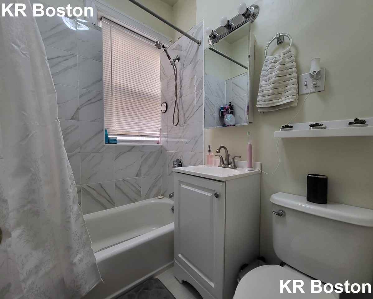 Gordon St. & Commonwealth Ave #2 - Photo 3 of 36