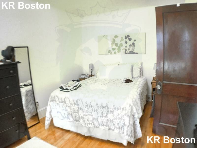 Summer St. & Central Street #5F - Photo 3 of 17