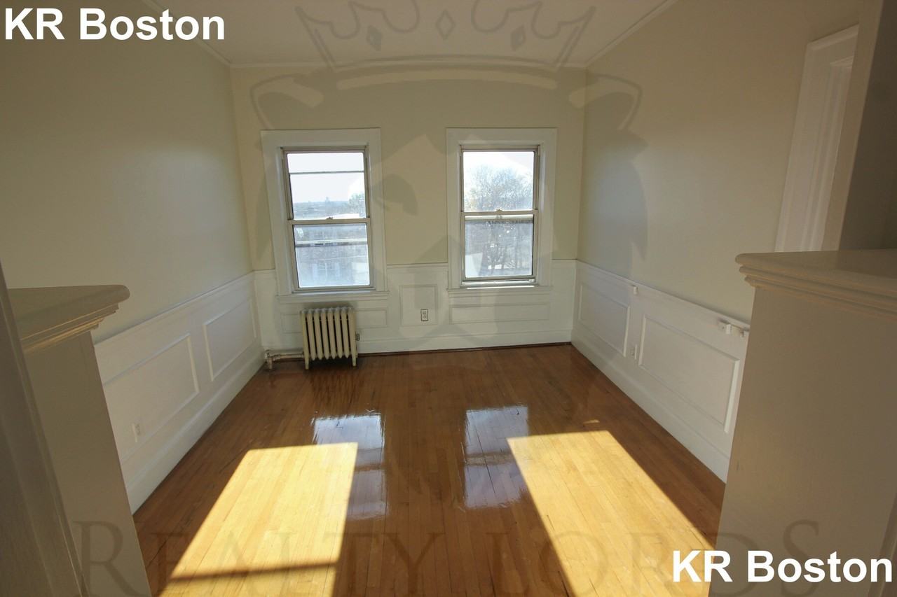 Summer & Central #4P - Photo 2 of 29