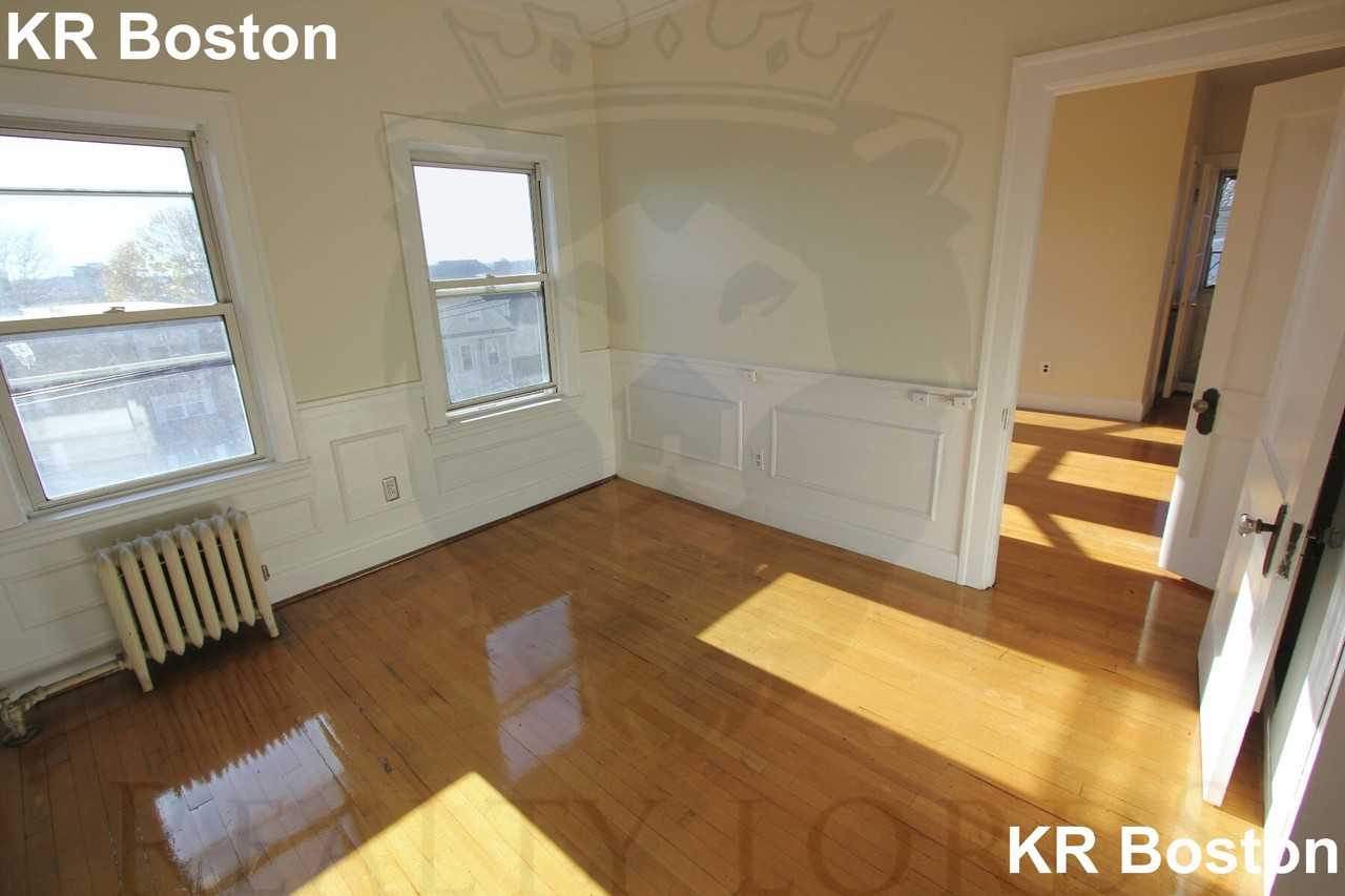 Summer & Central #4P - Photo 3 of 29