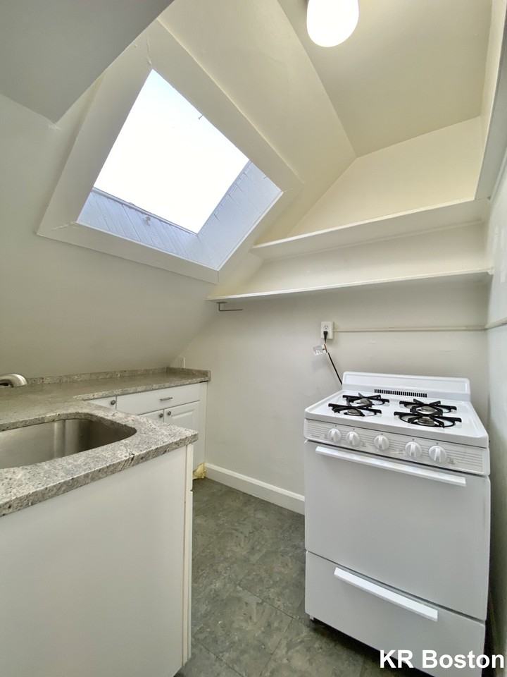 Central St. & Summer St #6 - Photo 4 of 19