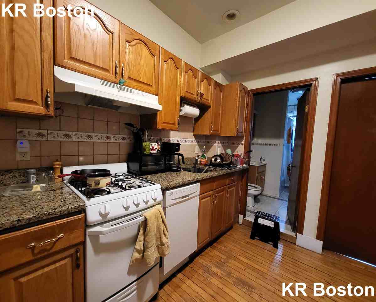 Linden St. & Brighton Ave #3 - Photo 6 of 23