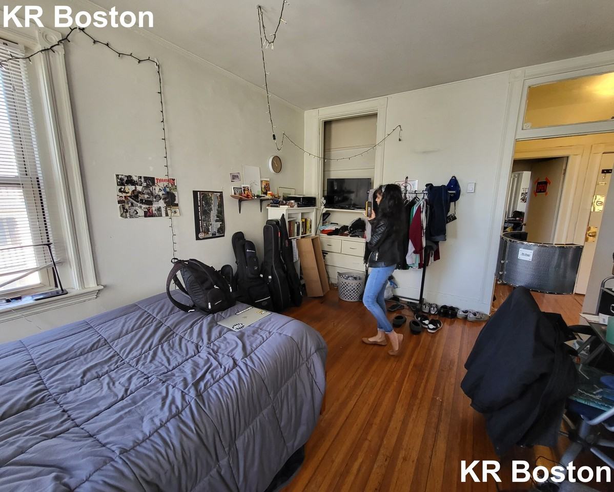 Harvard Ave. & Harvard Terrace #6 - Photo 6 of 20