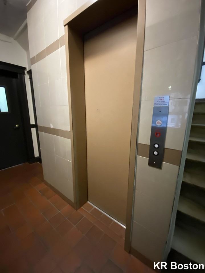 Saint Stephen St. & Opera Place #22 - Photo 7 of 14