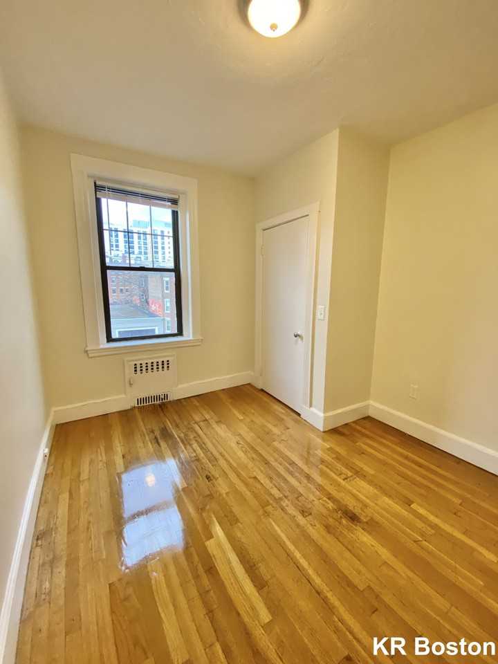 Queensberry St. & Jersey St. #17 - Photo 4 of 30