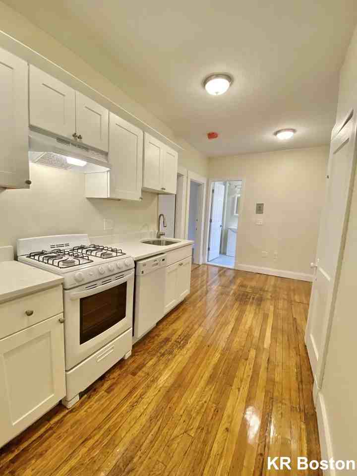 Queensberry St. & Jersey St. #17 - Photo 5 of 30