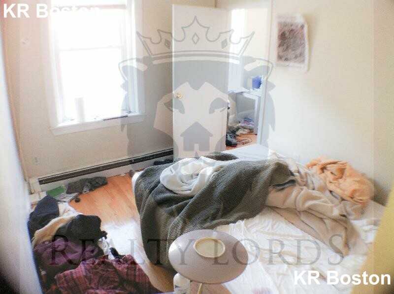 Wait St. & Huntington Ave #2F - Photo 5 of 9