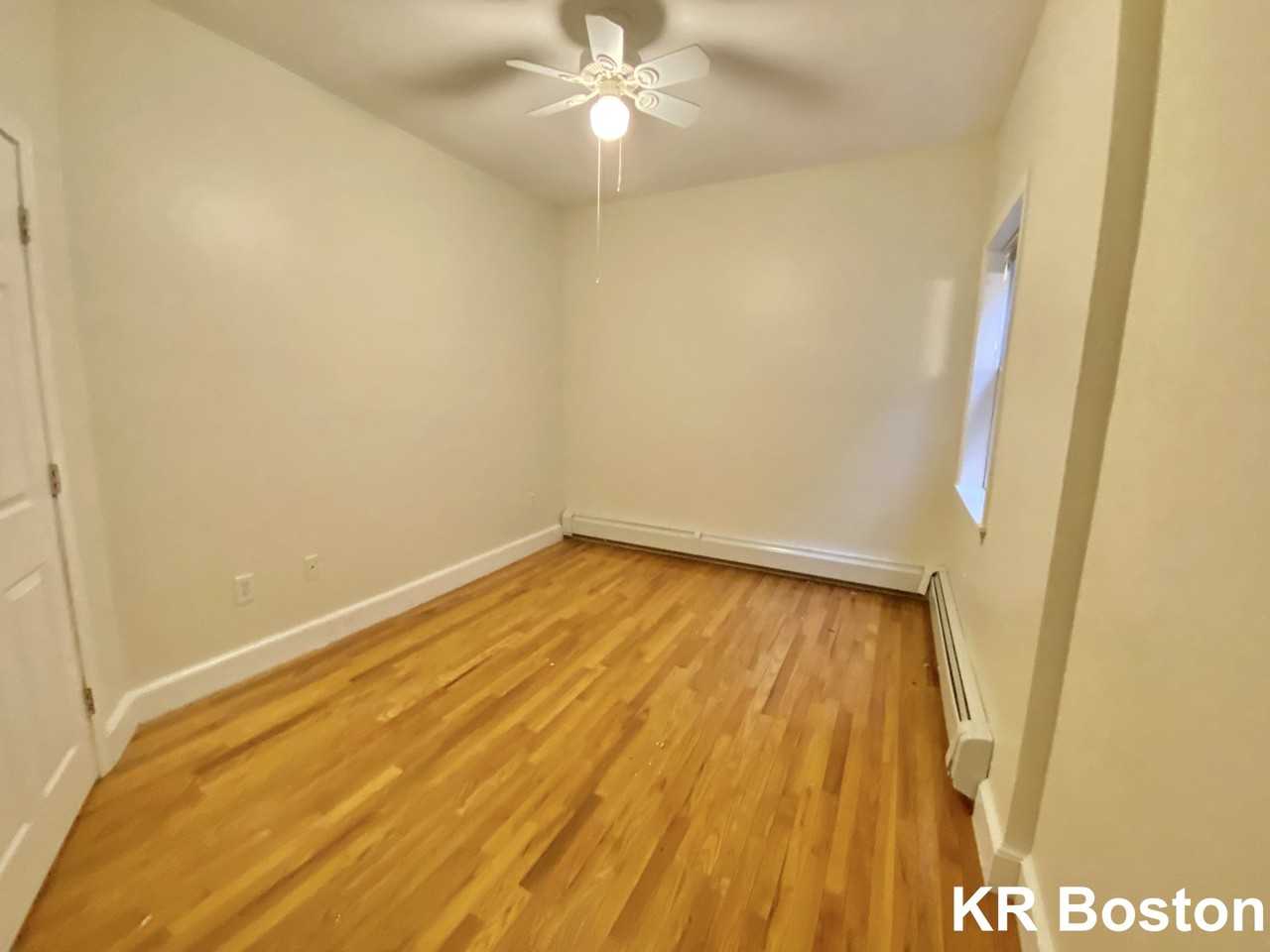 Wait St. & Huntington Ave #3R - Photo 2 of 11