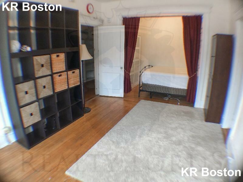 Hemenway St. & Symphony Rd #34 - Photo 2 of 13