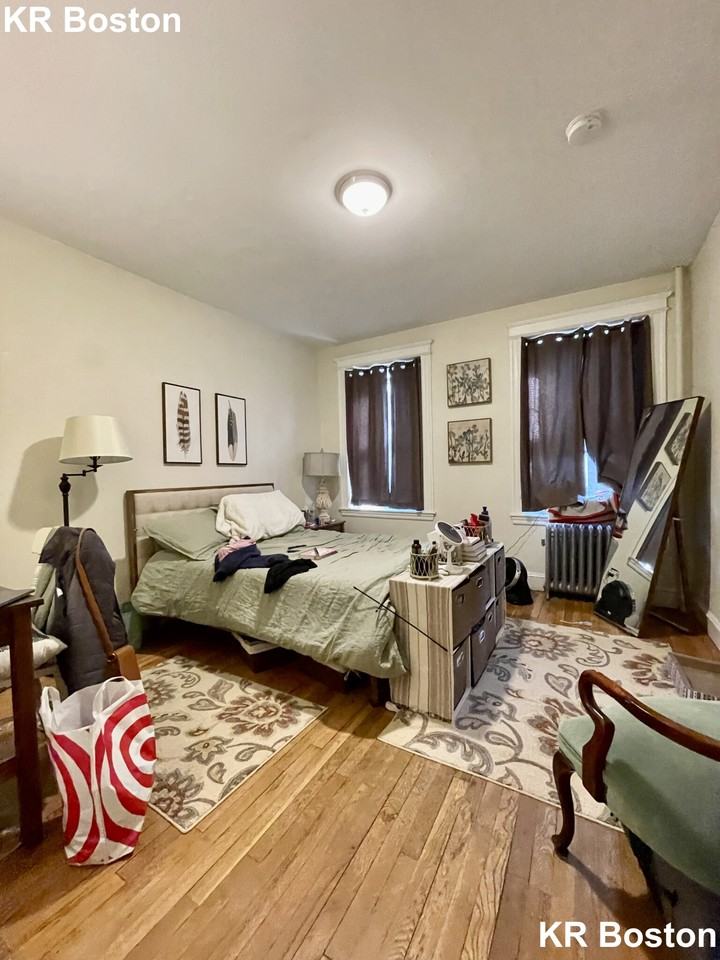 Queensberry St. & Jersey Street #12A - Photo 7 of 23