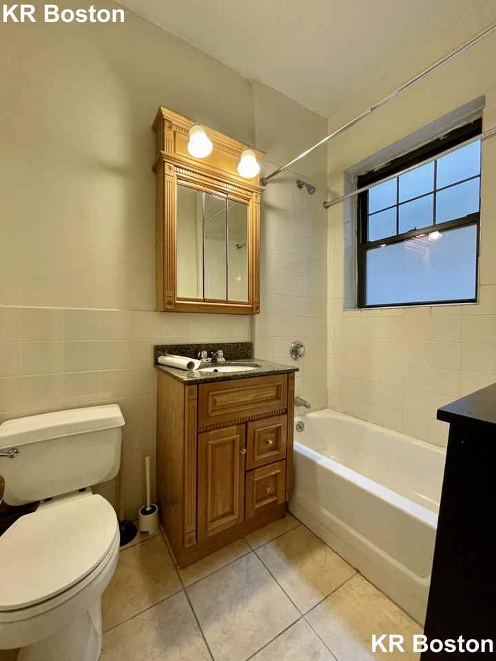 Hemenway St. & Symphony Rd #20 - Photo 3 of 29