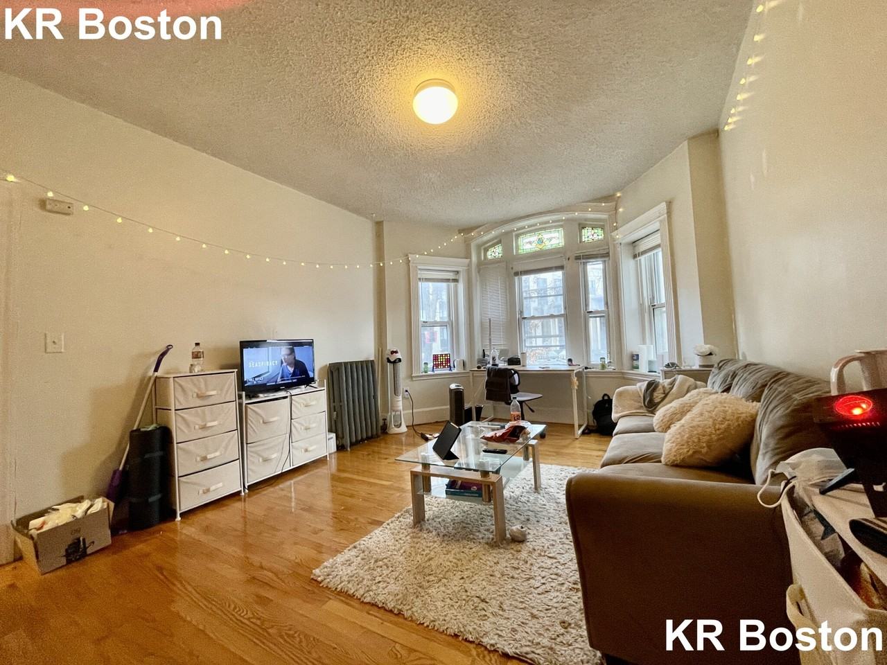 Hemenway St. & Forsyth St #1 - Photo 2 of 16