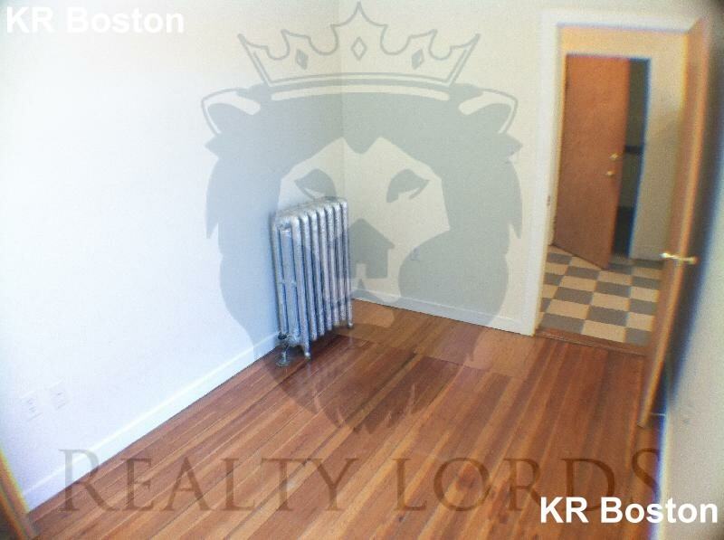 Hemenway St. & Forsyth St #20 - Photo 3 of 16