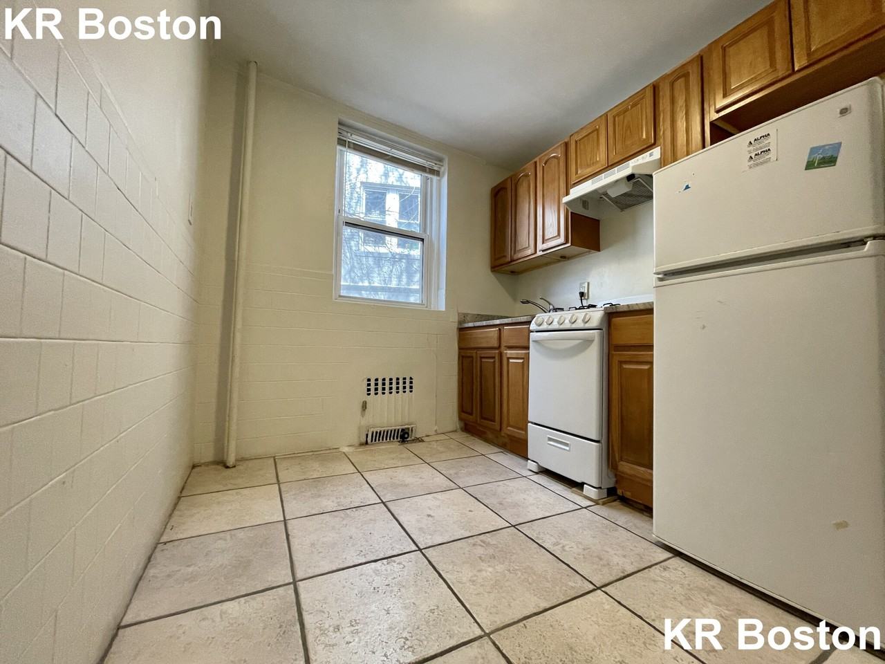 Gordon St. & Commonwealth Ave #1 - Photo 4 of 18