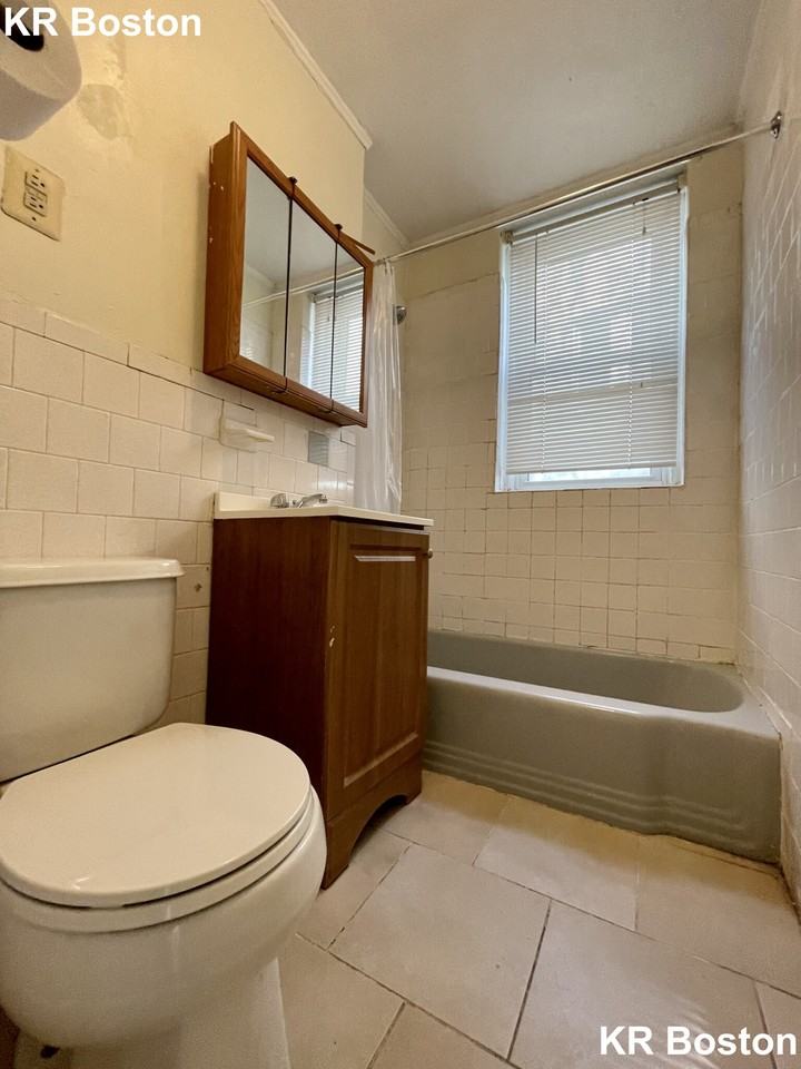 Gordon St. & Commonwealth Ave #1 - Photo 5 of 18