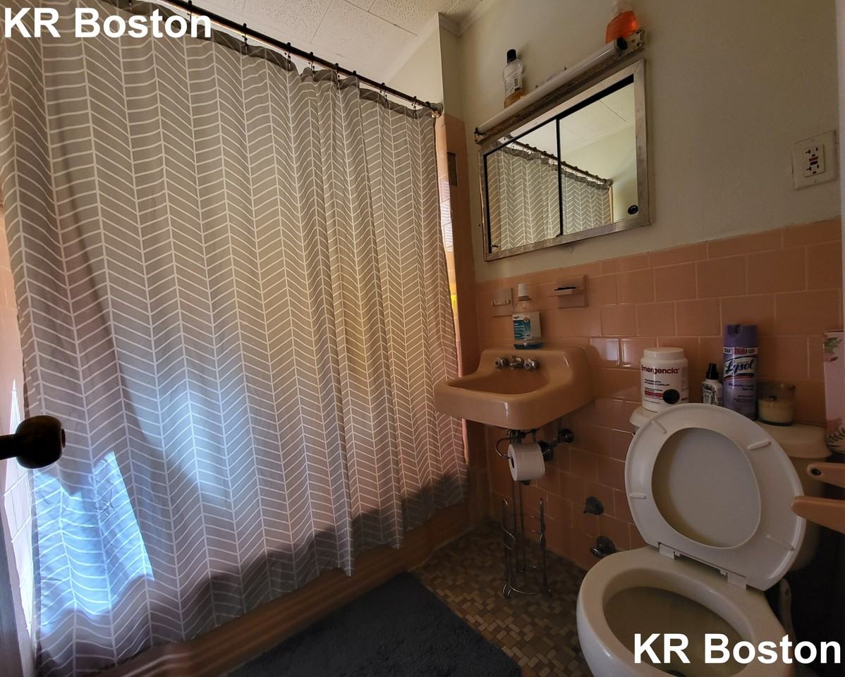 Gordon St. & Commonwealth Ave #15 - Photo 7 of 30