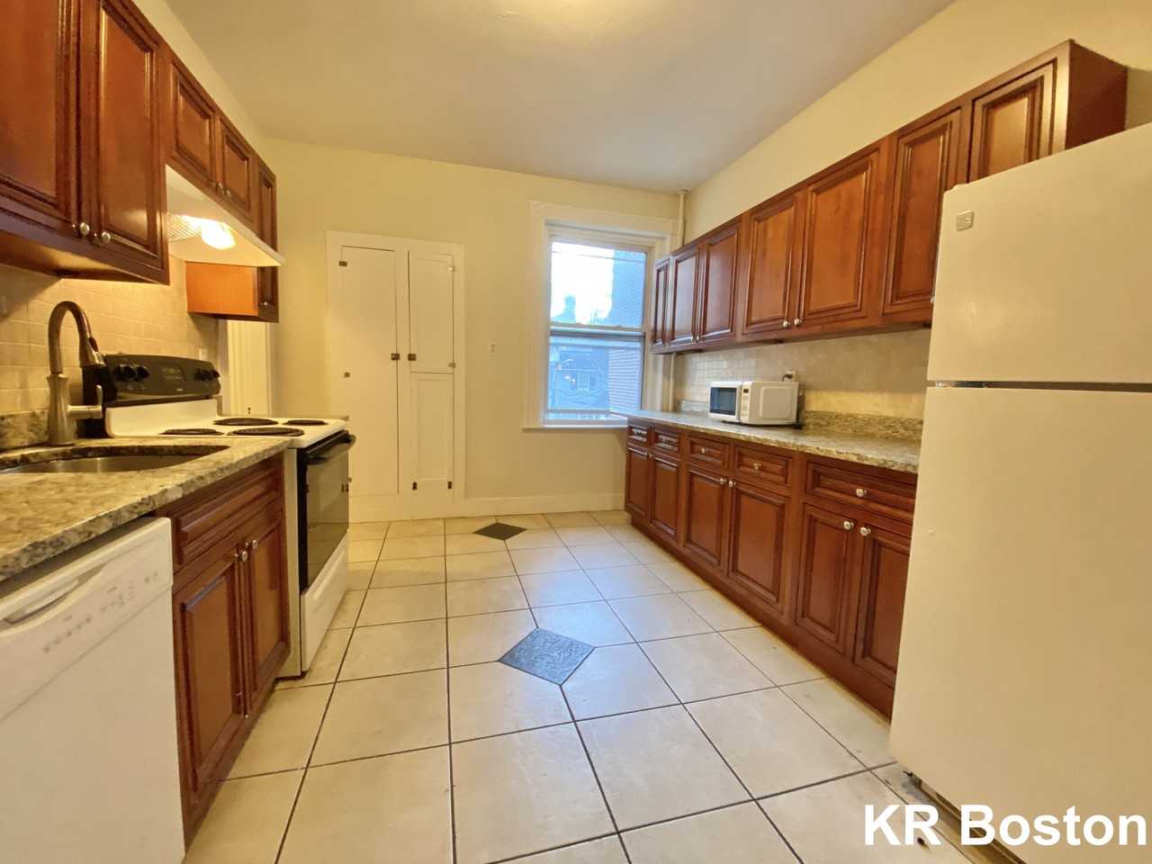 Euston St. & St. Marys St. #3 - Photo 5 of 21