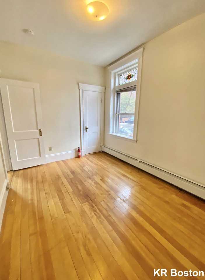 Commonwealth Ave. & Kelton St #2 - Photo 7 of 21