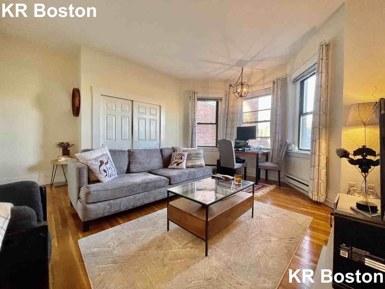 Boylston St. & Gloucester #4 - Photo 7 of 12