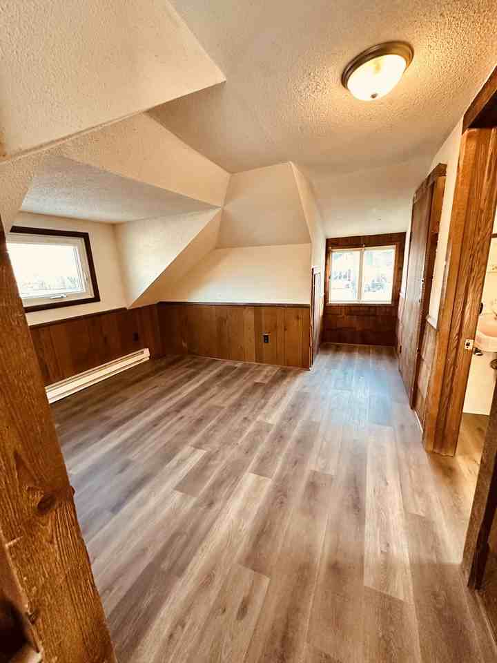 1995 Cottage Ave E #NA - Photo 7 of 12