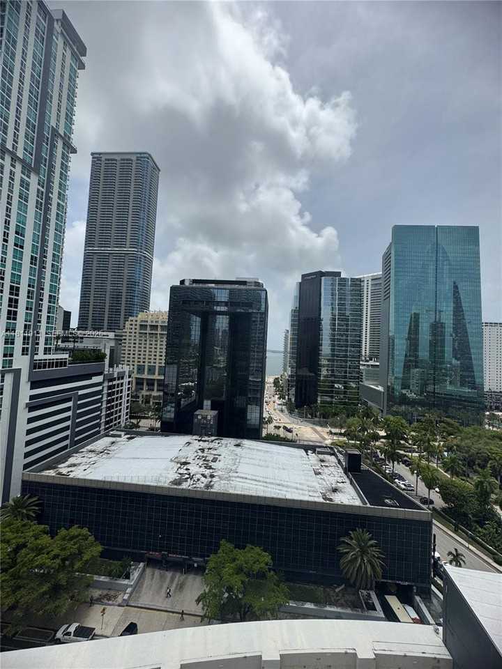 1250 South Miami Avenue #1508 - Photo 5 of 8