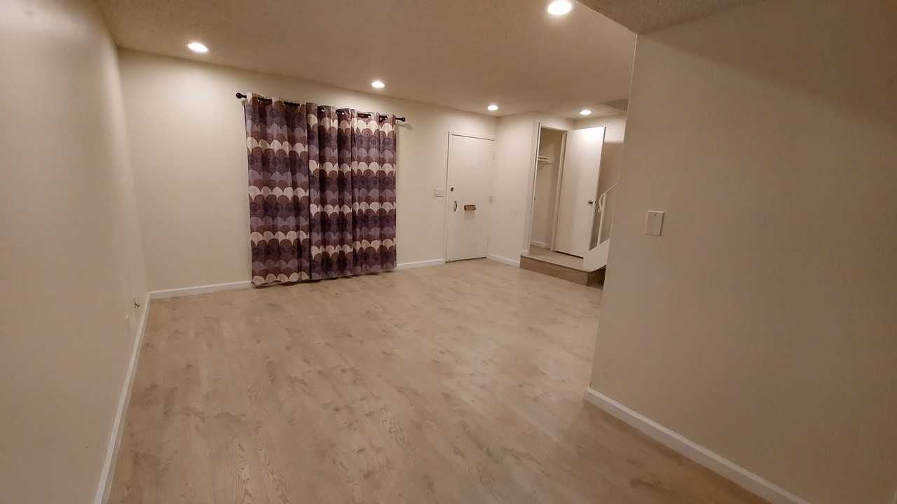 1540 Ivycreek Cir #1540 - Photo 4 of 35