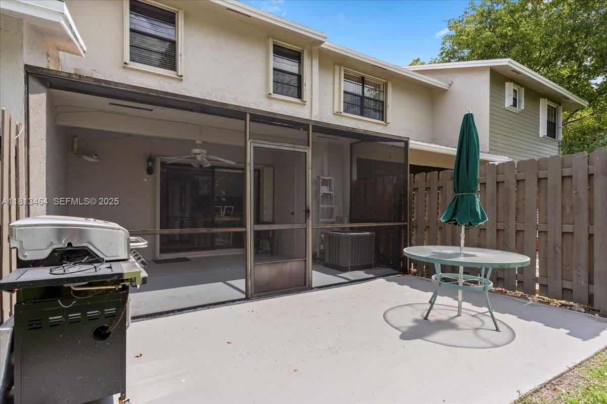 10789 Northwest 11th Street #0 - Photo 6 of 25