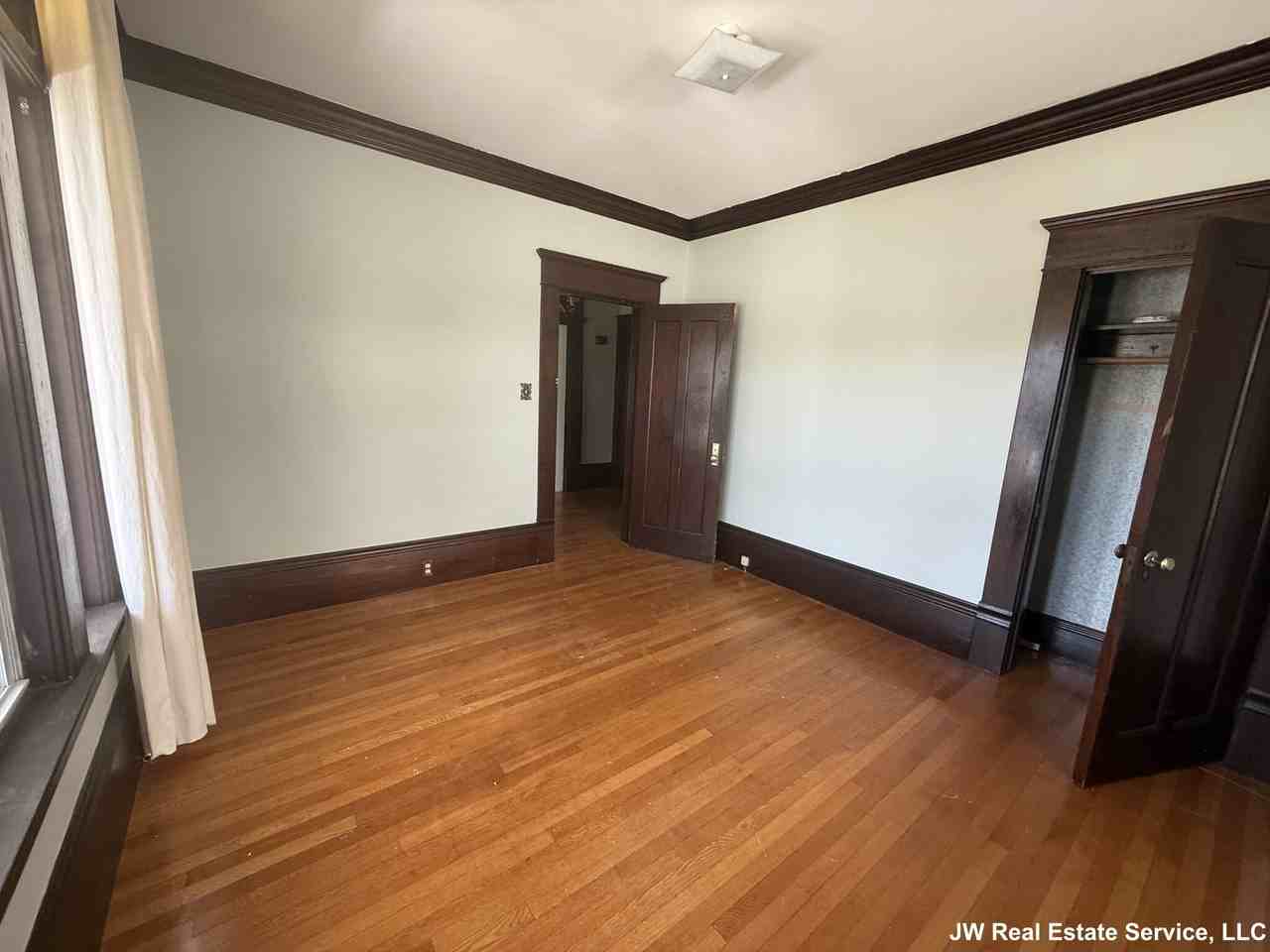 66 Riverside St - Photo 7 of 16