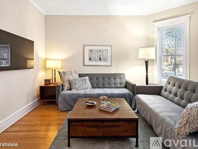 1435 W Foster Ave #1 - Photo 3 of 26
