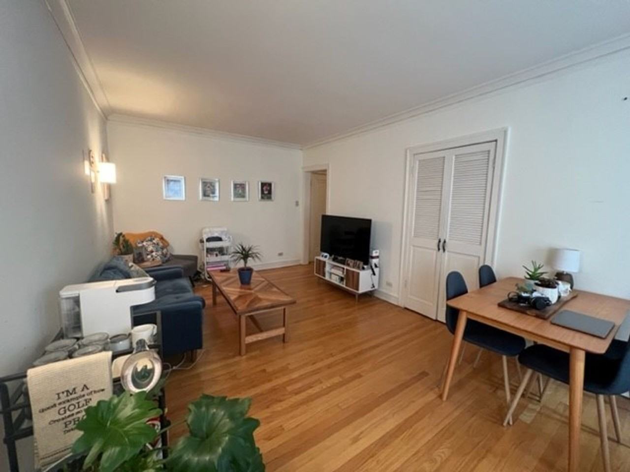 2335 W Addison St #D2 - Photo 2 of 14