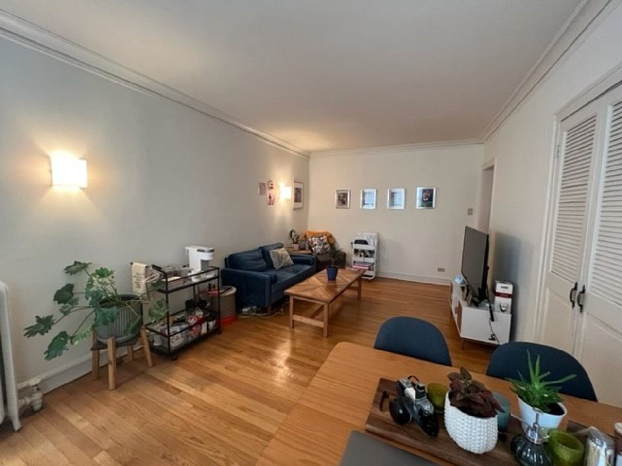 2335 W Addison St #D2 - Photo 4 of 14