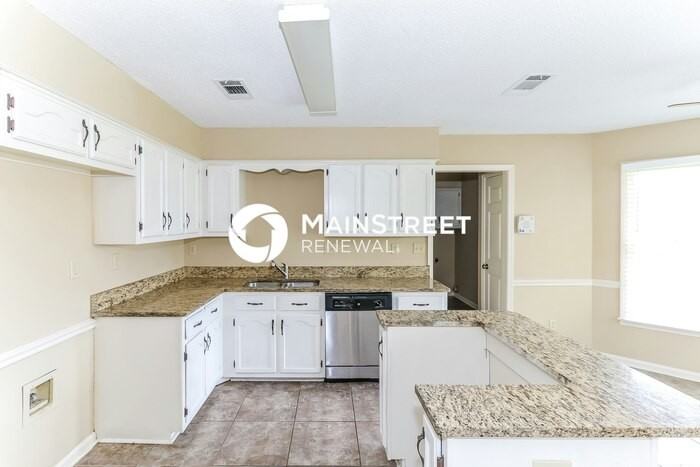 7330 Ashley Oaks Dr - Photo 6 of 17