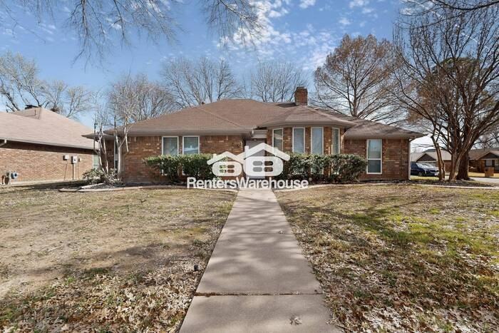 1650 Hyland Greens Dr - Photo 5 of 47