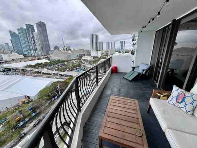 555 Northeast 15th Street #17K - Photo 2 of 25