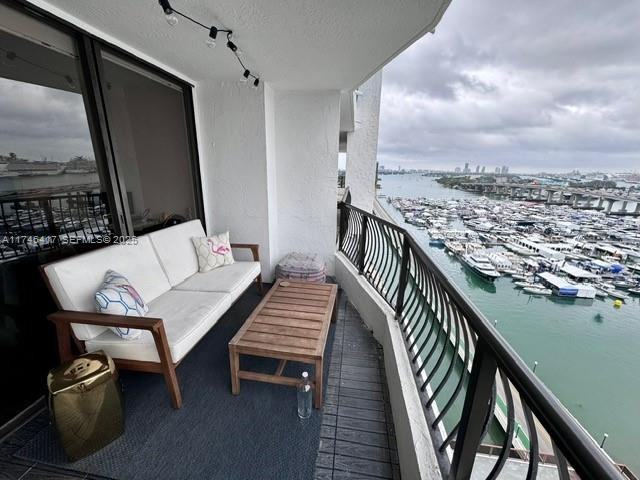 555 Northeast 15th Street #17K - Photo 3 of 25