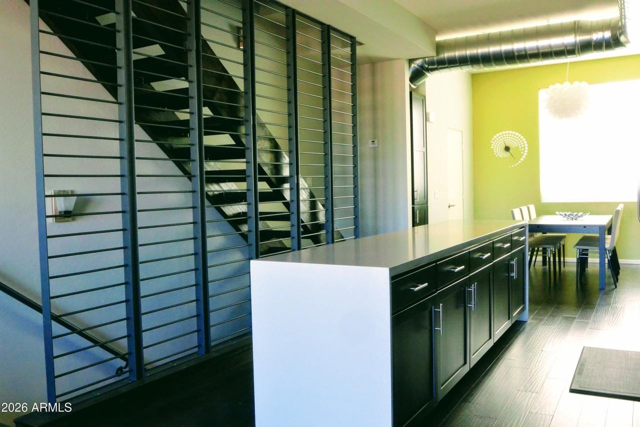 516 E Ames Pl - Photo 3 of 23