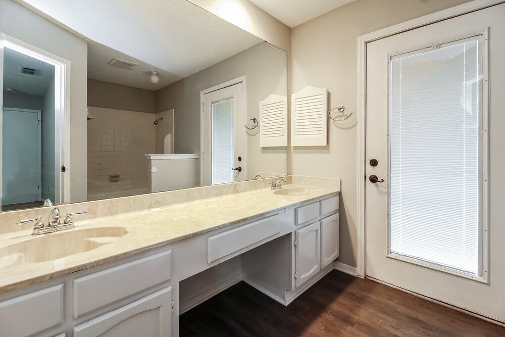 2310 Overbrook Dr - Photo 7 of 15