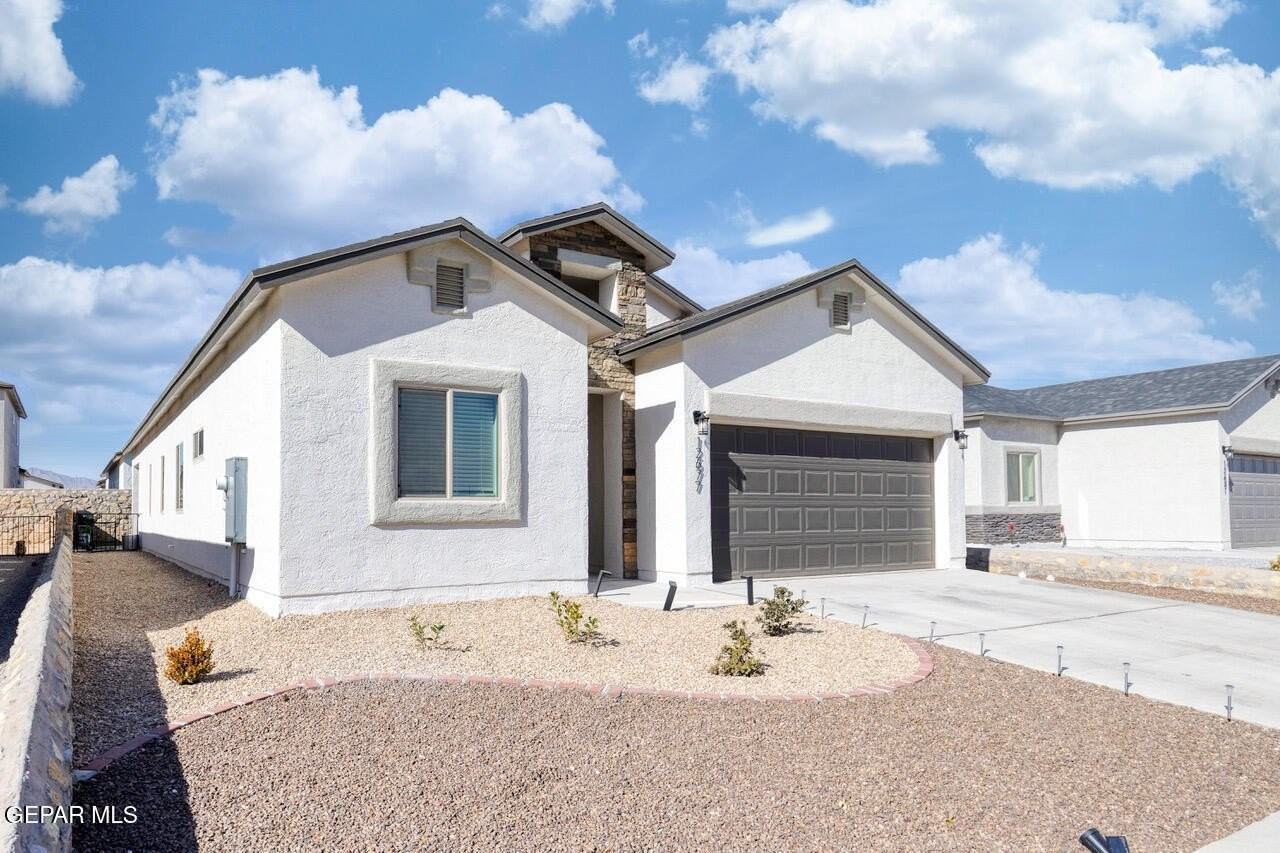 12677 Viendo Norte Dr - Photo 2 of 27