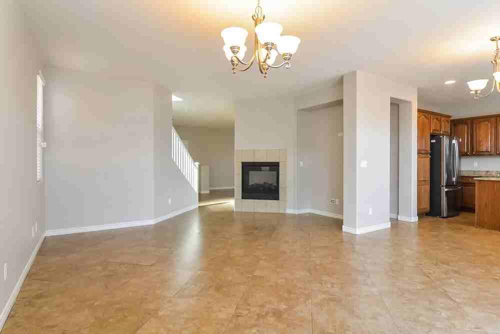 649 Summit Valley Ln - Photo 7 of 17