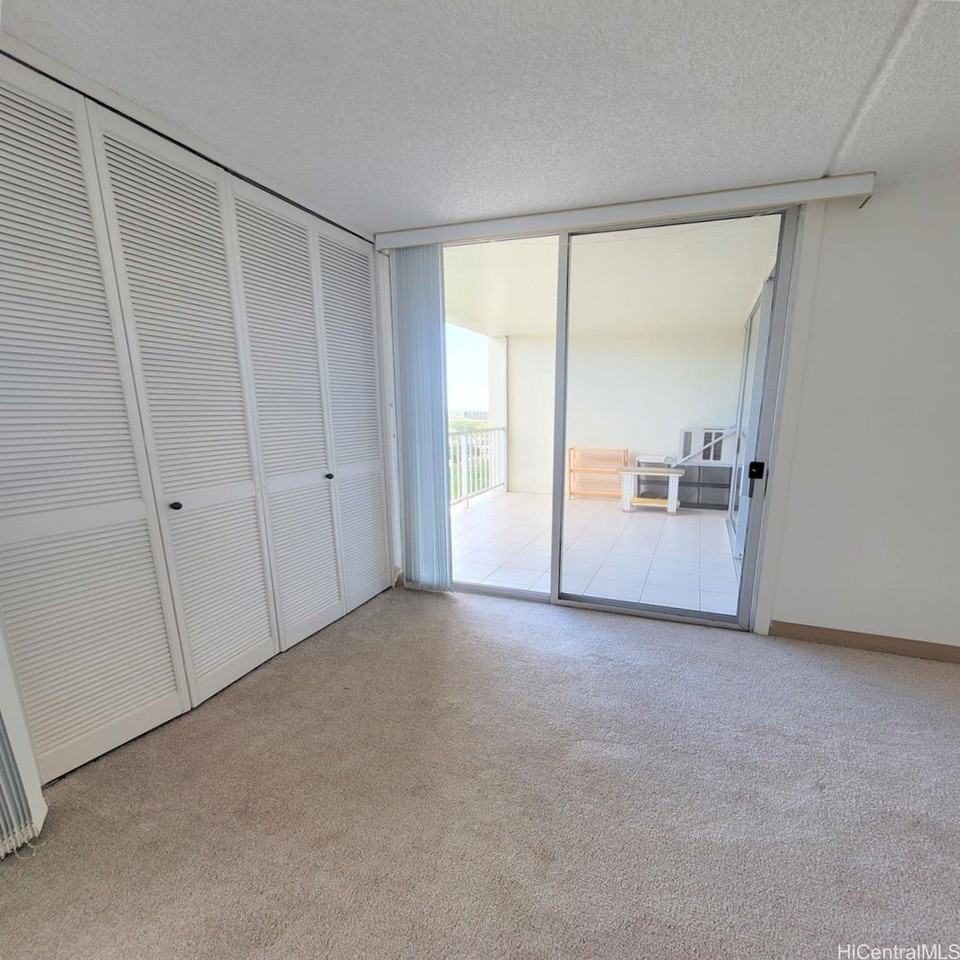 2029 Nuuanu Ave Apt 1408 #1408 - Photo 5 of 10