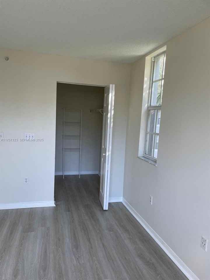 620 Southwest 111th Avenue #202 - Photo 5 of 21