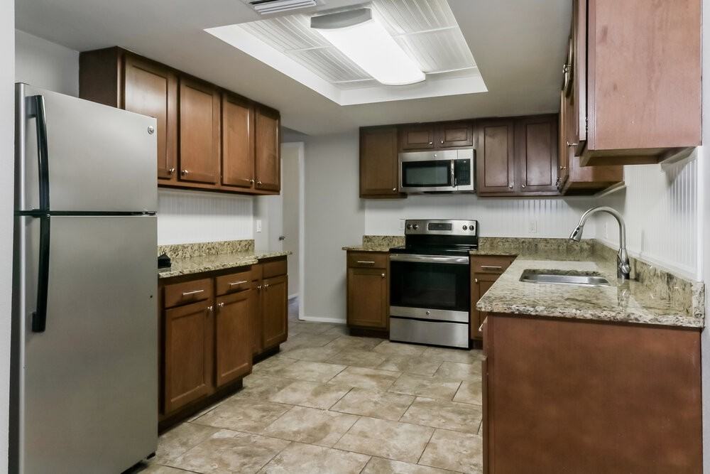 11600 Nature Trl - Photo 7 of 16