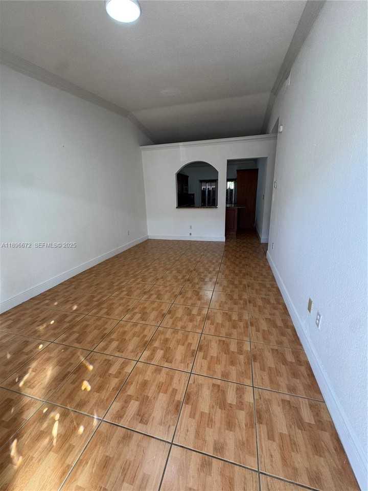 7667 Northwest 182nd Lane #805 - Photo 7 of 14