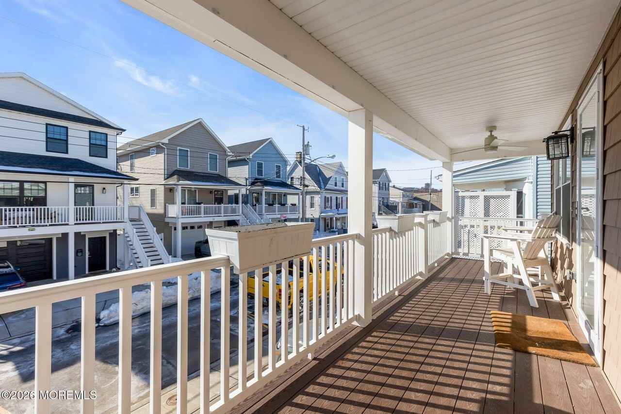 12 4th St - Photo 3 of 41