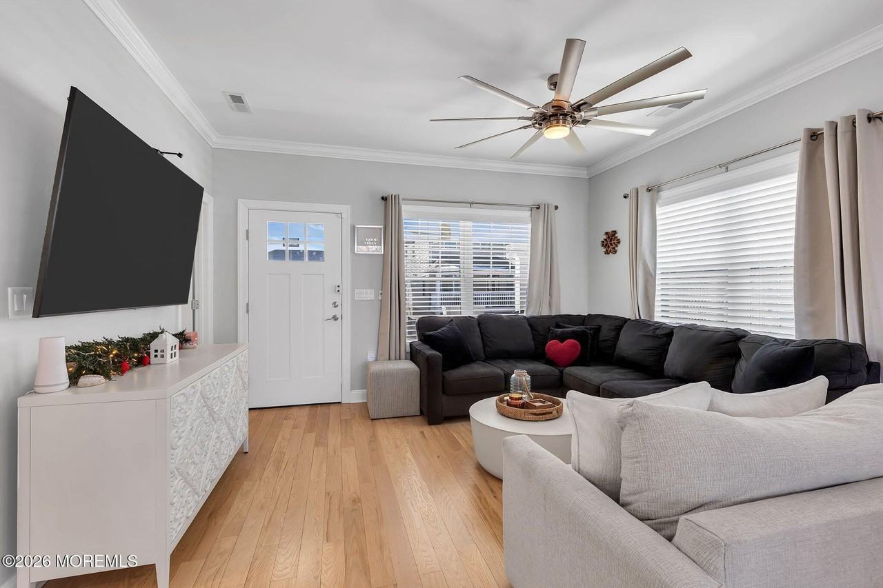 12 4th St - Photo 5 of 41