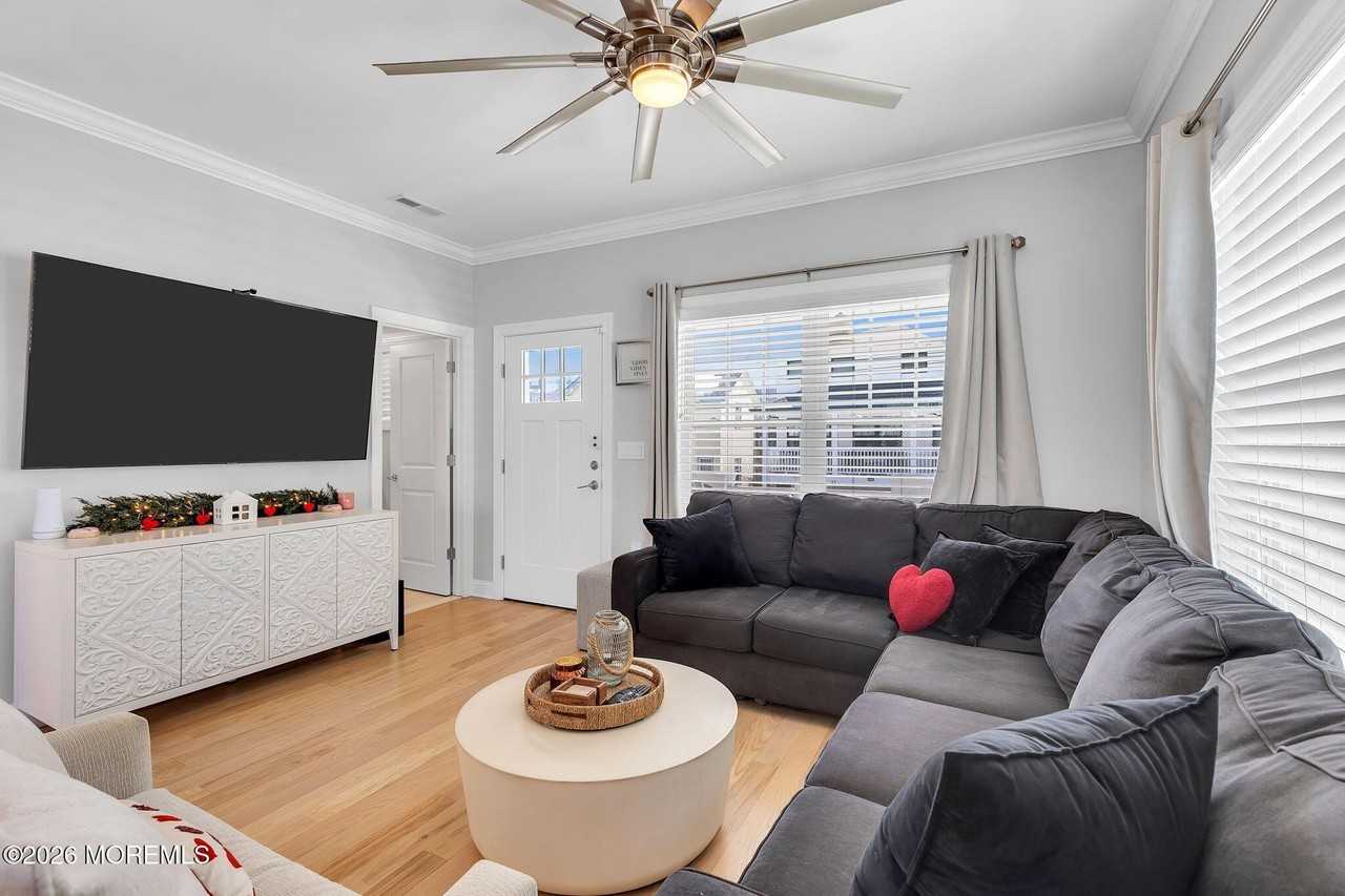 12 4th St - Photo 6 of 41