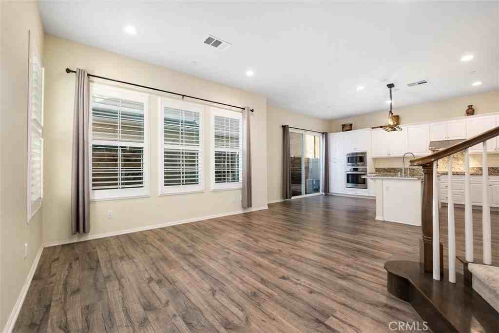 3 Lavanda St - Photo 6 of 40