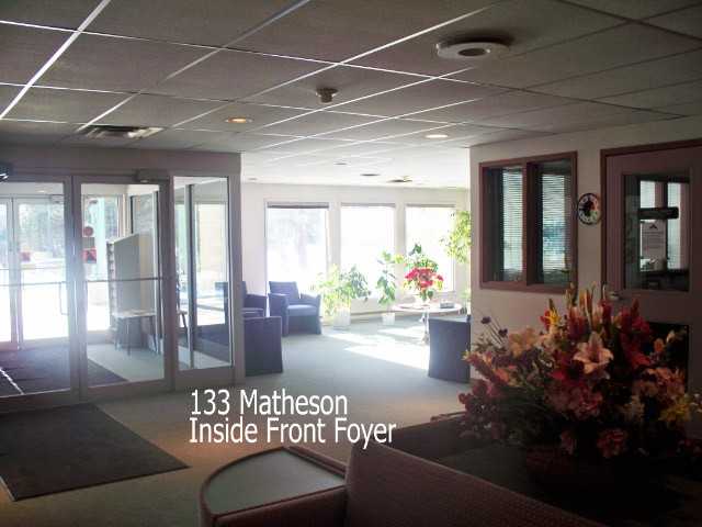 133 Matheson (55+ non-smoking) - Photo 4 of 7